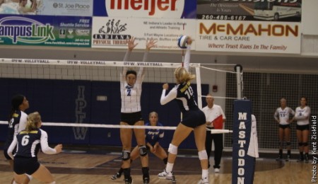 Emily Schmahl tallied 31 kills in last weeks IPFW Invitational. || Photo courtesy of sports information