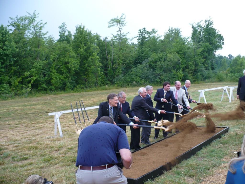 Public officials dedicate the site of the Murray State Paducah Regional Campus, at a ground breaking ceremony. || Orville Herndon/The News