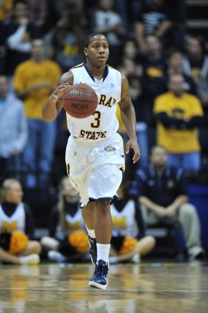 Senior guard Isaiah Canaan moves the ball up the court. Canaan led the Racers with 30 points. 