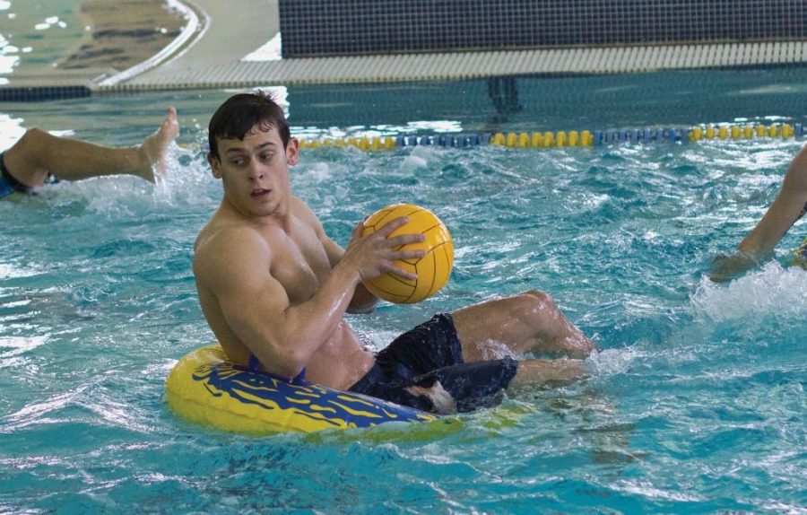 Fumi+Nakamura%2FThe+News%0AAlpha+Sigma+Phi%E2%80%99s+Nicholas+Pray+brings+the+ball+up+with+junior+teammate+James+Nance%2C+during+an+intramural+water+polo+match+against+Lambda+Chi+Alpha+Sunday.