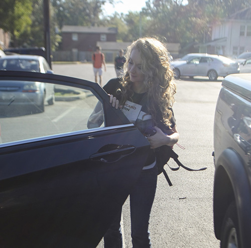 Haley Hays/The News
Abby McWherter, senior from Benton, Ky., gets into her car in a red zone commuter lot.