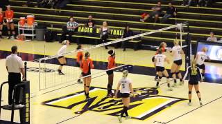 Volleyball Adds 18th Win