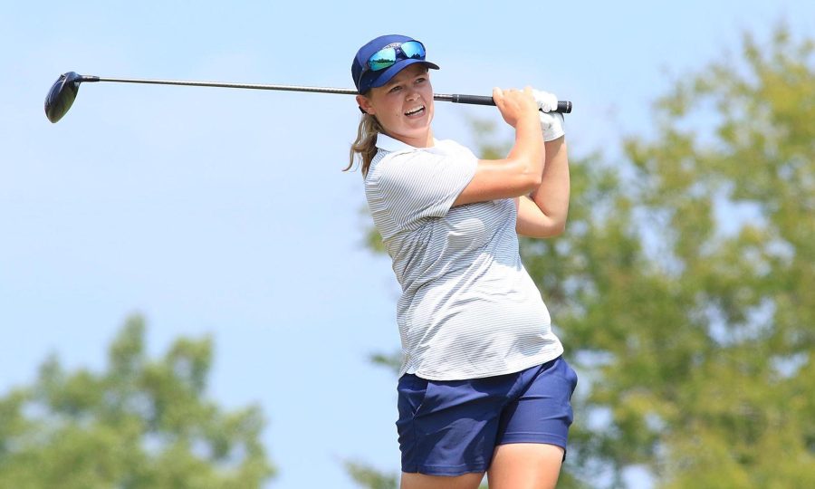 Senior+Linette+Holmslykke+follows+through+her+swing+at+the+Kiawah+Island+Intercollegiate.+%28Photo+by+Dave+Winder%2FRacer+Athletics%29