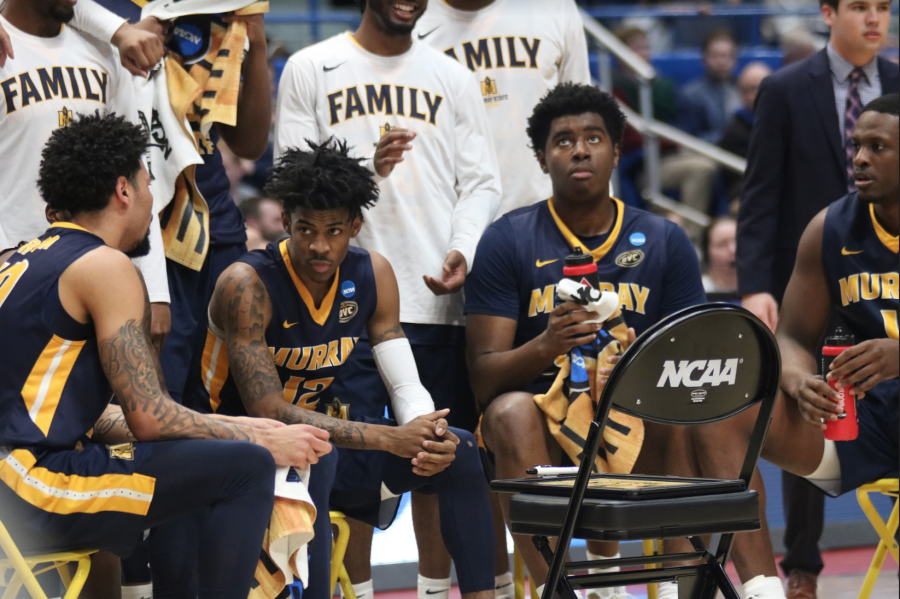 The Racers await the coaching staff at the beginning of a timeout. (Photo by Gage Johnson/TheNews)