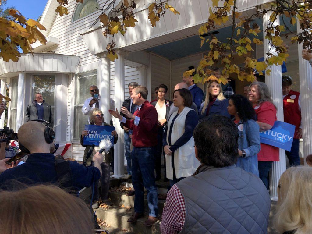 Governor-elect+Andy+Beshear+visits+the+Calloway+County+Democrats+on+Nov.+4.++%28Daniella+Tebib%2FThe+News%29