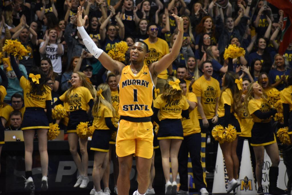 Redshirt freshman guard DaQuan Smith hypes up the crowd after a Murray State basket. (Photo by Gage Johnson/TheNews)