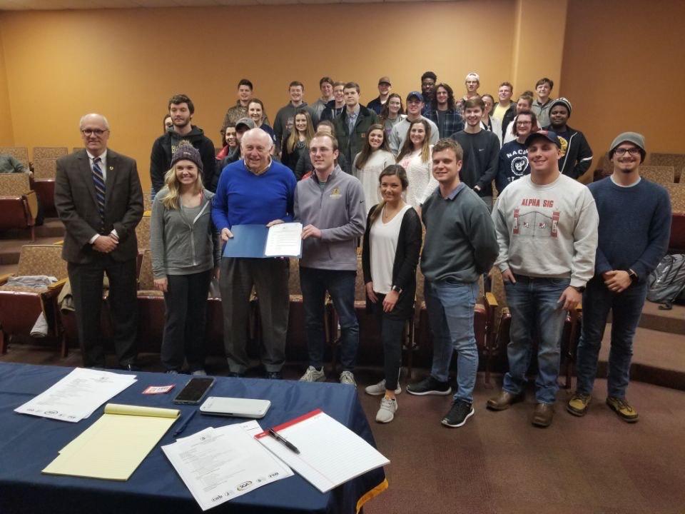 The Student Government Association drafts and presents a resolution to Mayor Bob Rogers in appreciation of the speed tables. (Sarah Mead/The News)