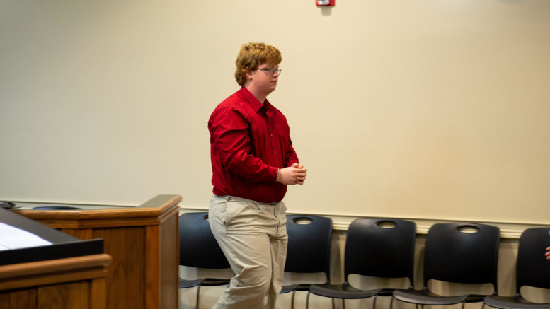 Gabriel Parker enters the Marshall County Circuit courtroom on Friday, Aug. 24, 2018 for a brief motion hearing. (Photo courtesy of Dave Thompson/The Paducah Sun)