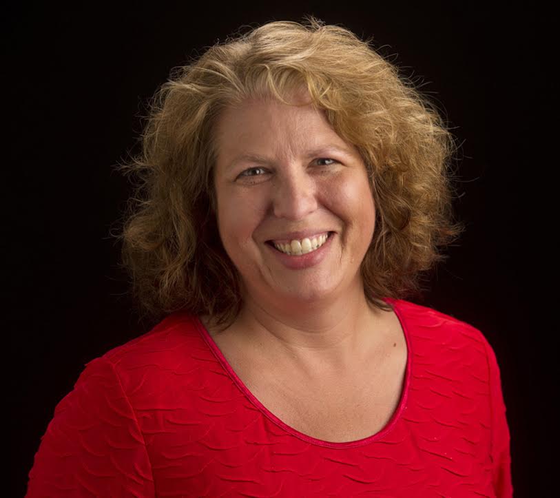 Murray State University’s Leigh Landini Wright, associate professor of journalism, is among 17 journalism professors selected through a competitive process for the Solutions Journalism Educator Academy through the University of Oregon.
