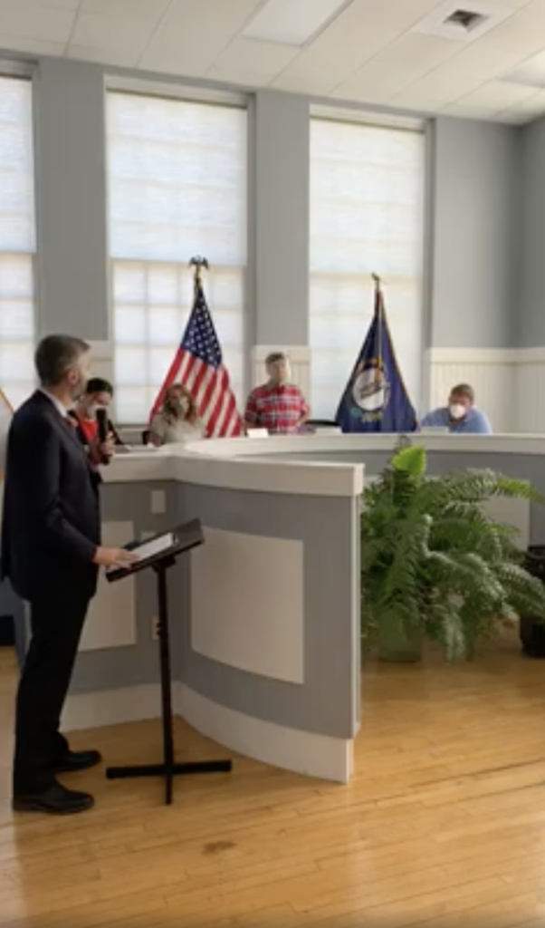 Kevin Elliot, assistant professor of political science, gives a presentation on why the Calloway County Fiscal Court should relocate the Robert E. Lee statue. 
(Photo courtesy of the Calloway County Fiscal Courts livestream)