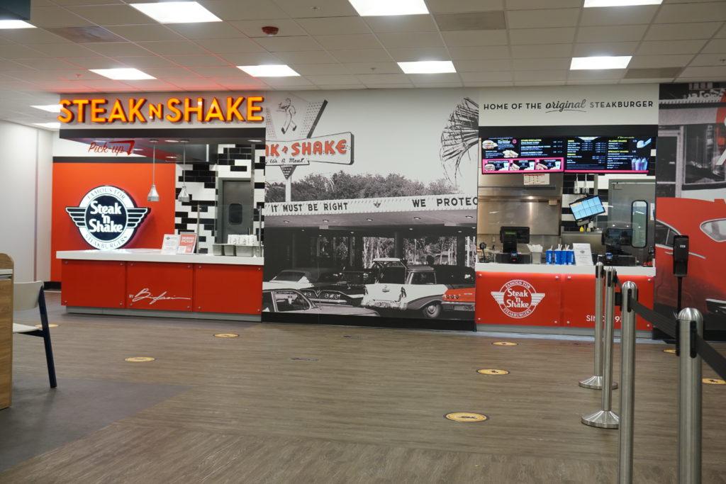 Steak n Shake temporarily closes after four employees contract COVID-19. (Sam Stewart/The News)