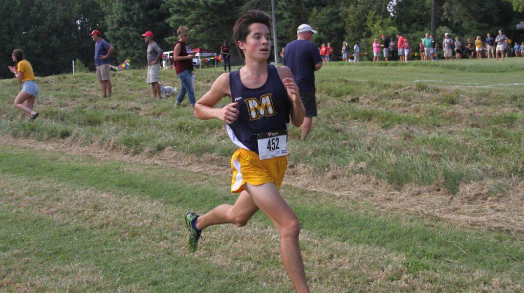 Both Murray State cross country teams are scheduled to compete in the OVC Championship meet on Monday, March 1. (Photo courtesy of Racer Athletics)