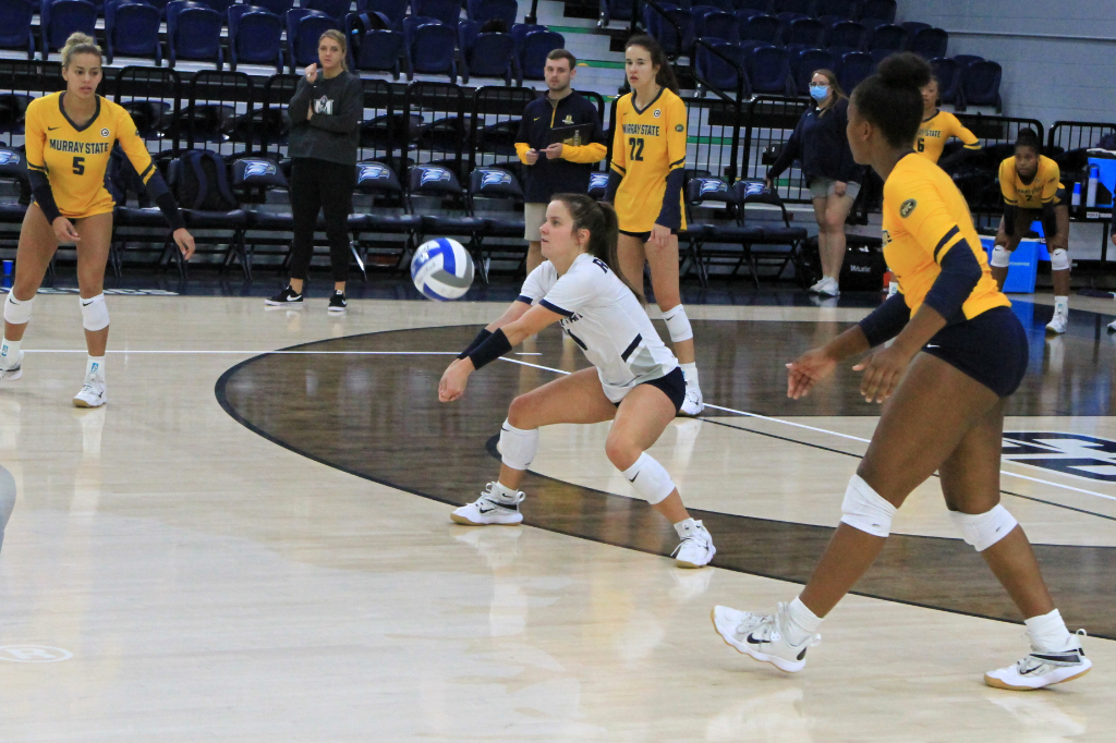 Senior libero Becca Fernandez broke the Murray State all time digs record on Saturday, Sept. 11 against Georgia Southern. Photo courtesy of Racer Athletics.
