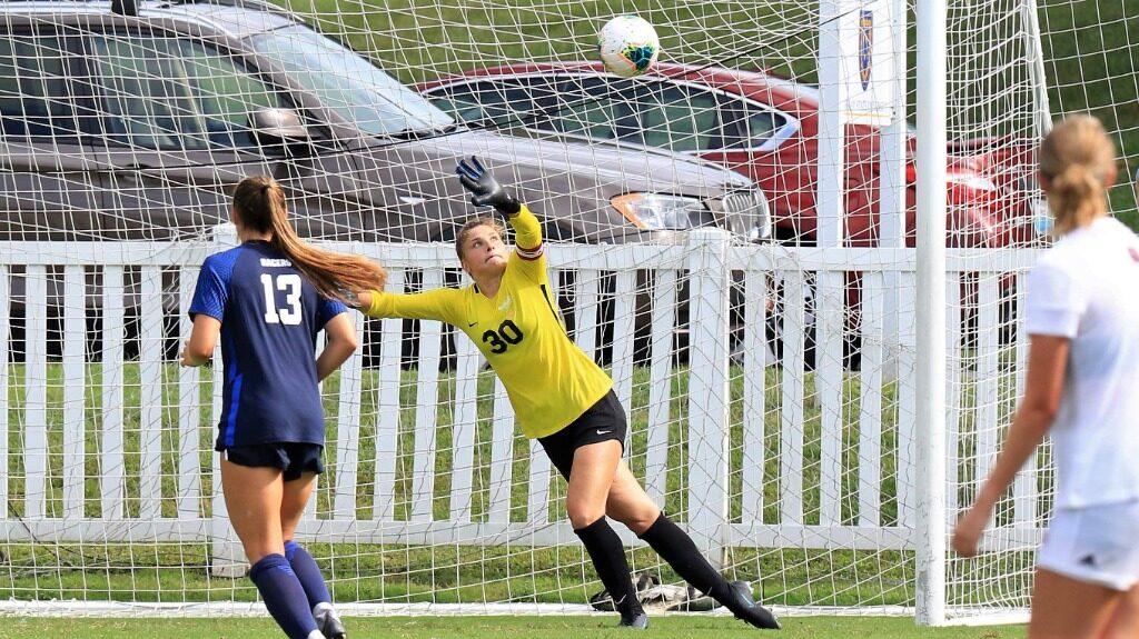 Junior goalkeeper Jenna Villacres recorded six saves in the Racers 3-2 loss against Kentucky. Photo courtesy of Racer Athletics.