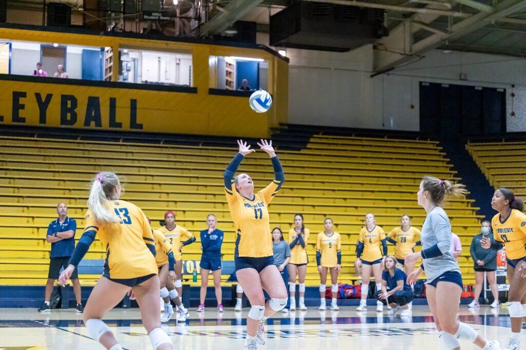 Freshman setter Bailey DeMier led the Racers with 77 assists in their two wins over Tennessee Tech. Photo courtesy of Racers Athletics.