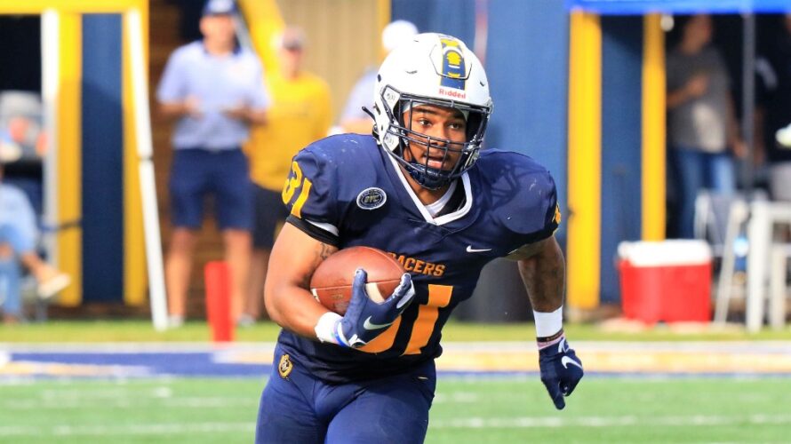Freshman running back Demonta Witherspoon rushed for 32 yards against Austin Peay. Photo courtesy of Dave Winder/Racer Athletics.