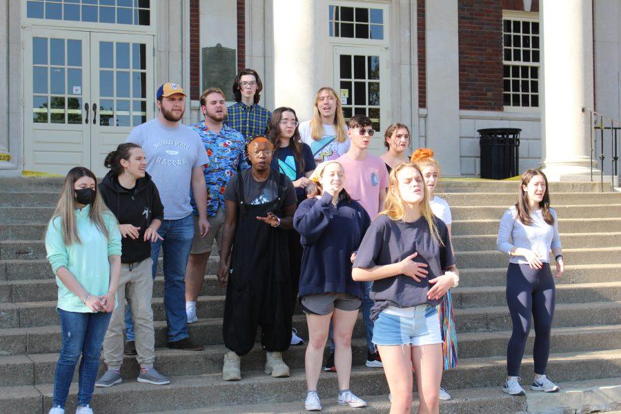 Students+from+a+cappella+group%2C+EQBlu%2C+prepare+for+All+Campus+Sing+on+the+steps+of+Lovett+Auditorium.+ACS+will+be+today+beginning+at+4+p.m.