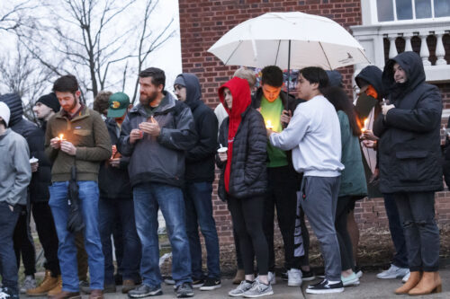 Murray State’s chapter of Alpha Delta Pi held a candlelight vigil for Kaitlyn Shoulders of Madisonville on March 31 (Rebeca Mertins Chiodini/The News).