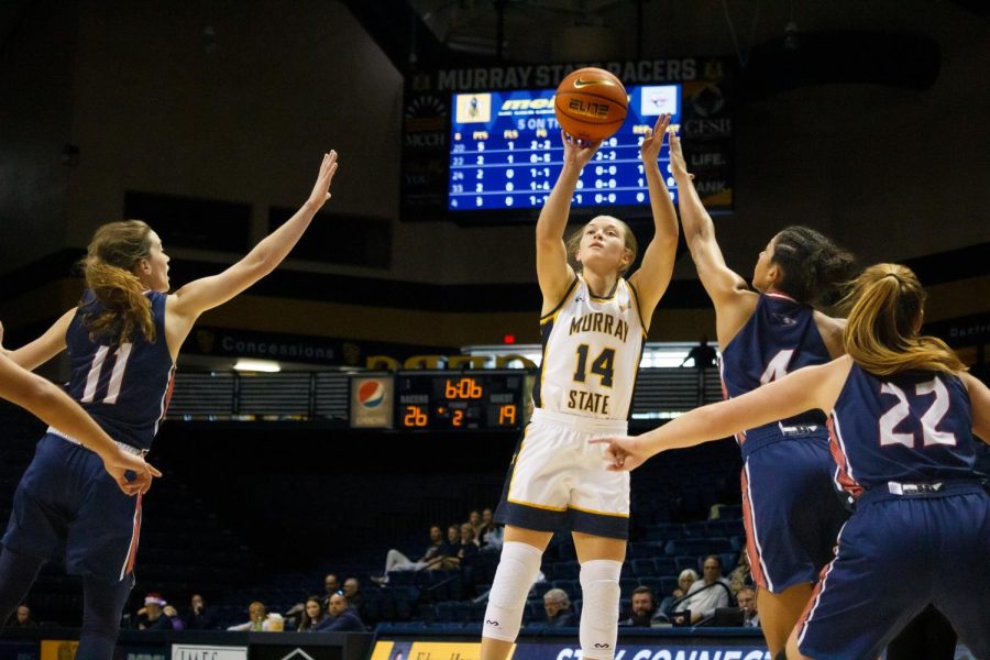 Senior guard Macey Turley breaks the record for most double-digit point games in program history in the Racers’ loss to Ilinois State on Sunday, Feb. 5. Photo by Rebeca Mertins Chiodini/The News.