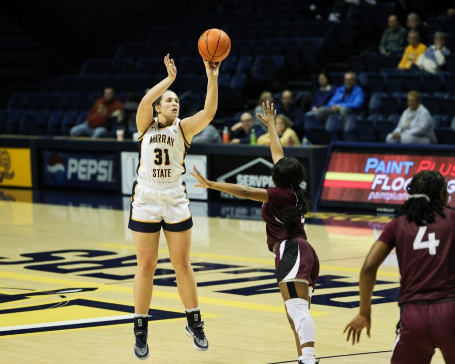 Junior forward Katelyn Young scored 34 points in the Racers double overtime loss against Missouri State. Photo courtesy of David Eaton/Racer Athletics.