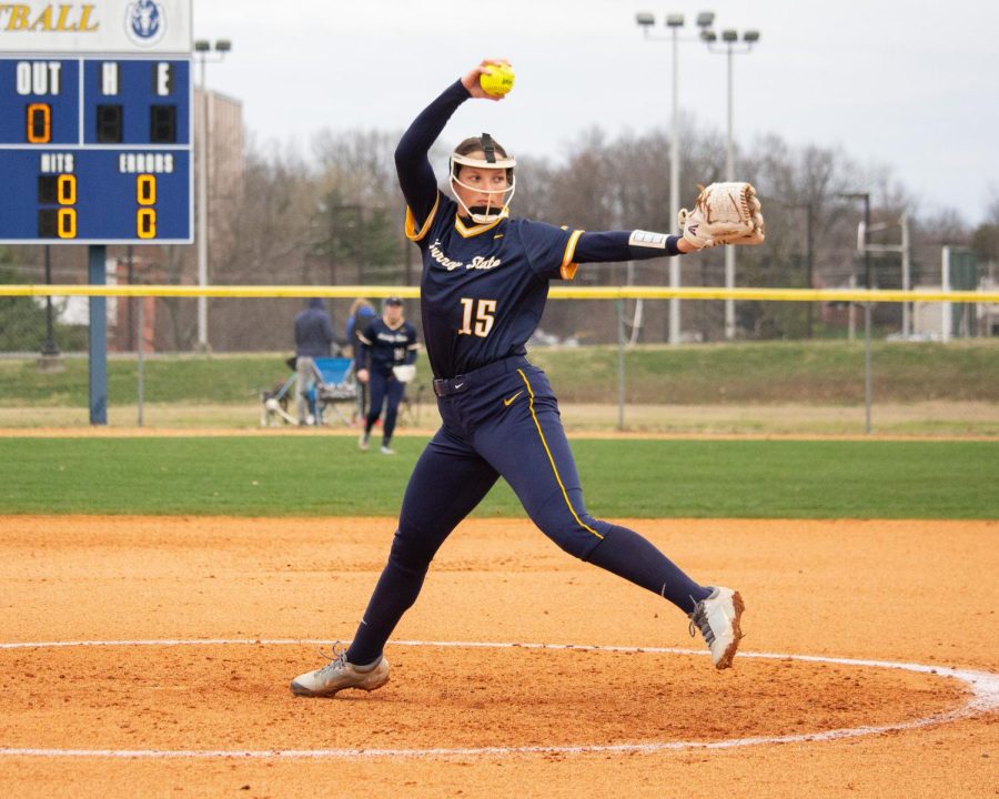 Senior right hander Hannah James winds up to pitch against Ball State on Friday, Feb. 24. Photo by Rebeca Mertins Chiodini/The News.