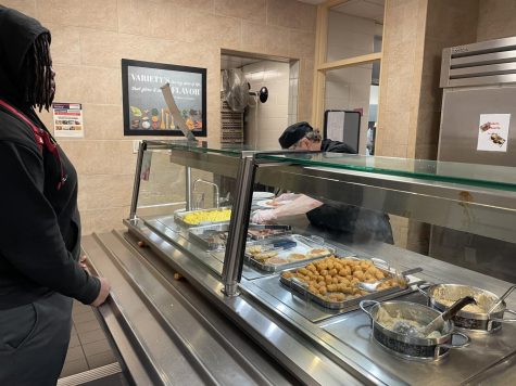 Winslow Dining Hall is one of several locations on campus where students interested in seeking employment can find work. (Rebeca Mertins Chiodini/The News)