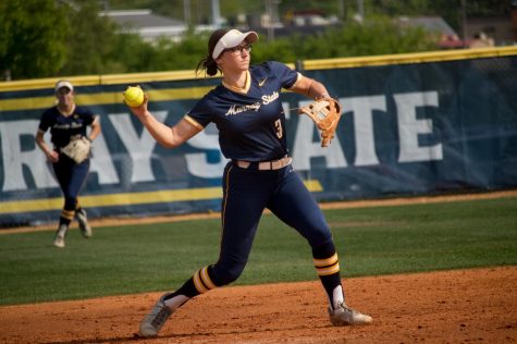 Senior infielder Gracie Osbron makes a play on a ground ball for the out. Osbron led the Racers to a 1-0 win against Belmont on Wednesday, April 26. photo by Rebeca Mertins Chiodini/The News.