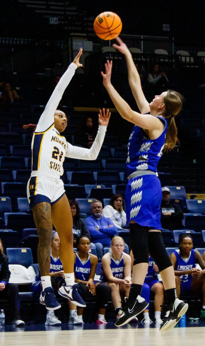 Bria Saunders-Woods goes for a layup. (Nov. 2)