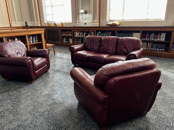Waterfield and Pogue libraries offer students comfortable seating, perfect for studying or naps. 
