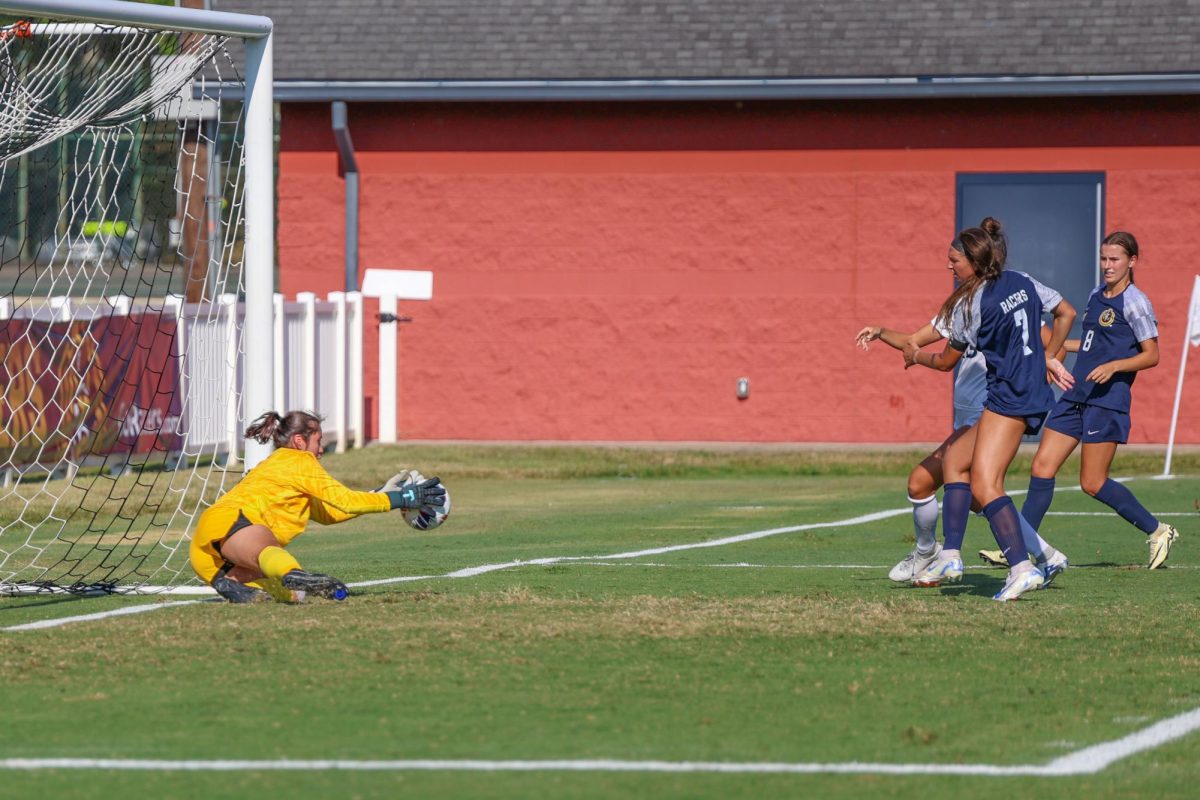 Soccer team scores, falls 2-1 to No. 19 Xavier