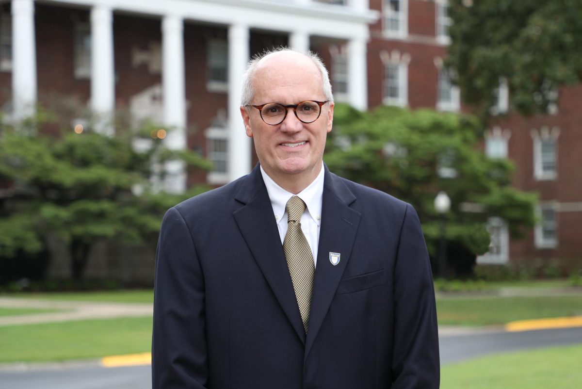 Murray State president Bob Jackson announced his intention to retire effective June 30, 2025.