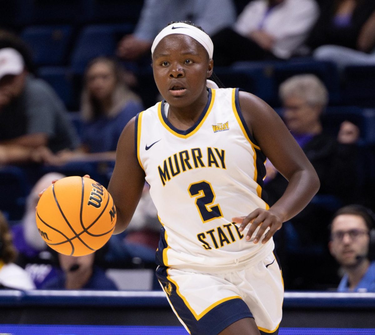 Women's Basketball pick up second win of season against Memphis