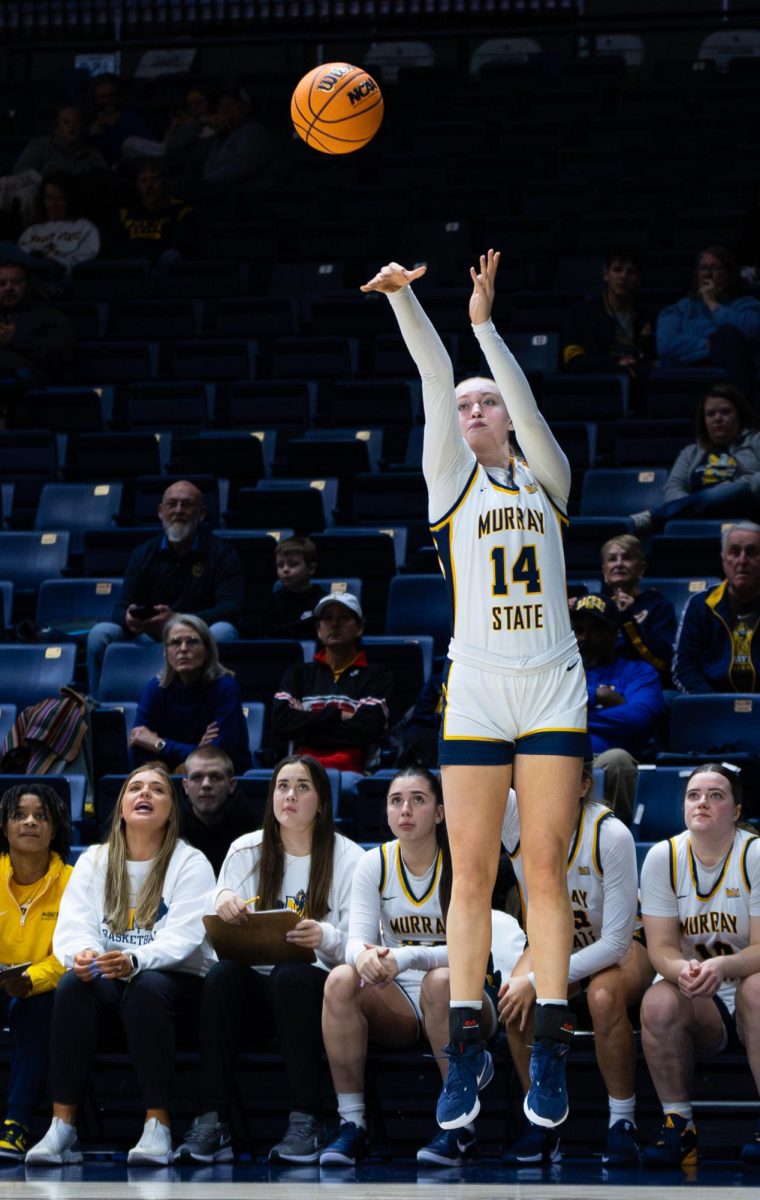 Senior guard Ava Learn takes a corner three. 